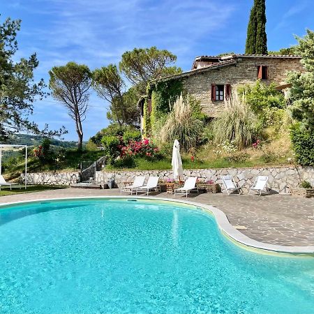 La Panoramica Gubbio - Maison De Charme - Casette E Appartamenti Self Catering Per Vacanze Meravigliose! מראה חיצוני תמונה