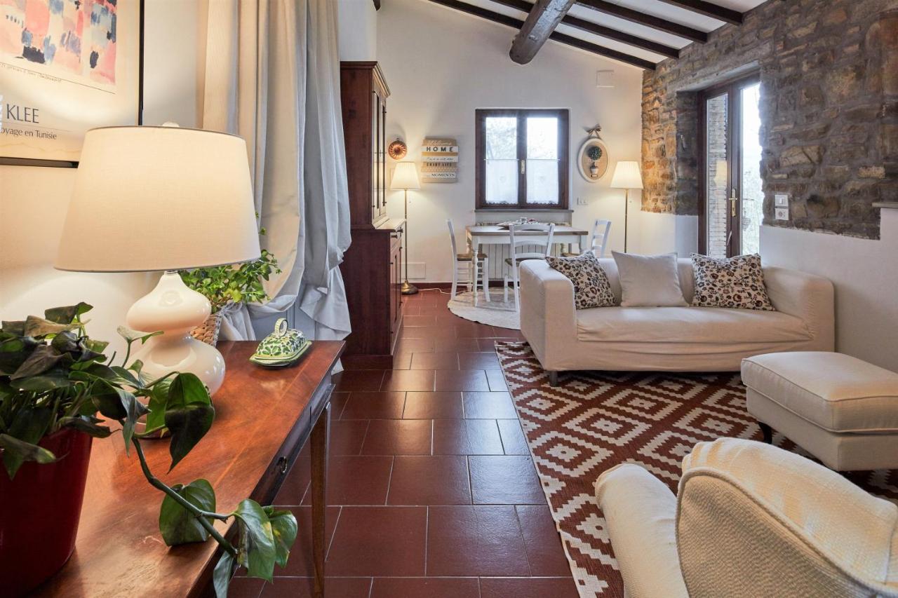 La Panoramica Gubbio - Maison De Charme - Casette E Appartamenti Self Catering Per Vacanze Meravigliose! מראה חיצוני תמונה