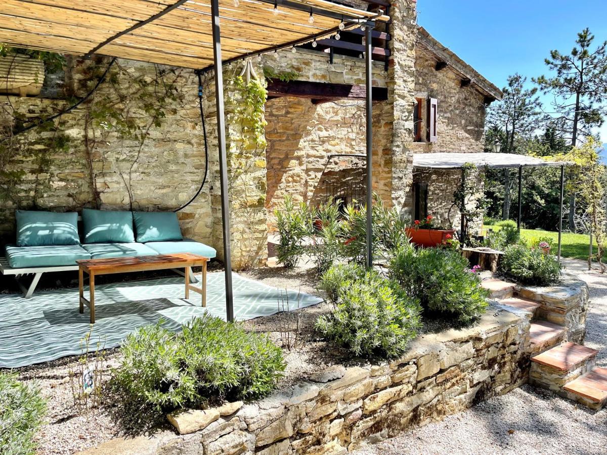 La Panoramica Gubbio - Maison De Charme - Casette E Appartamenti Self Catering Per Vacanze Meravigliose! מראה חיצוני תמונה