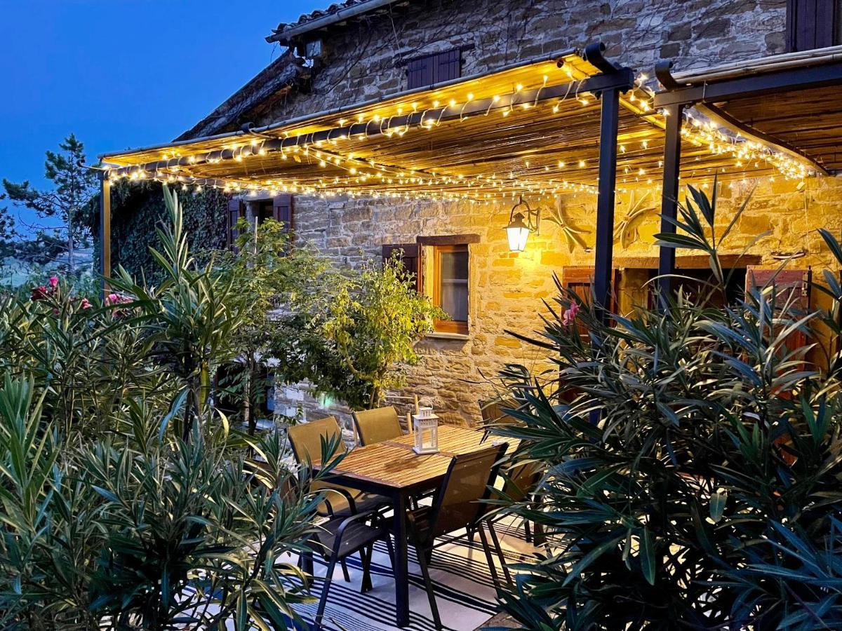 La Panoramica Gubbio - Maison De Charme - Casette E Appartamenti Self Catering Per Vacanze Meravigliose! מראה חיצוני תמונה
