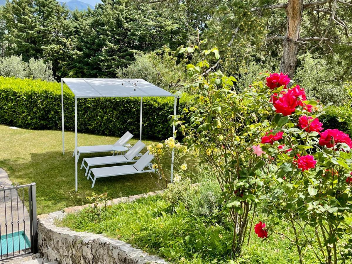 La Panoramica Gubbio - Maison De Charme - Casette E Appartamenti Self Catering Per Vacanze Meravigliose! מראה חיצוני תמונה
